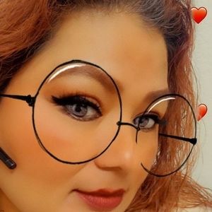 Meet your Posher, Moreno